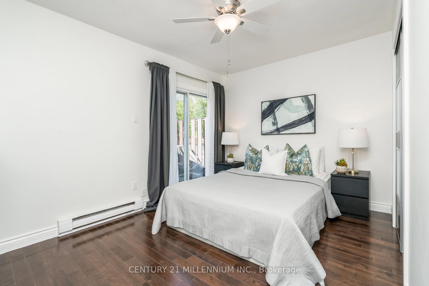158 Queen St