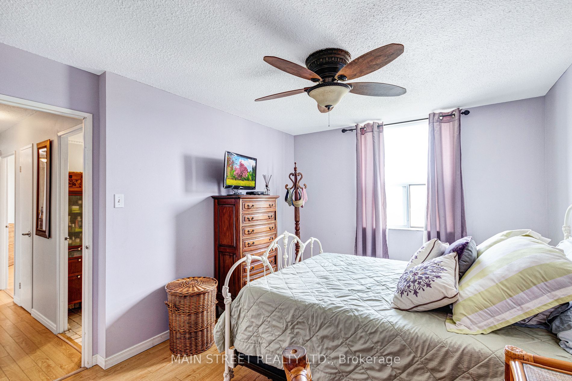 180 Dudley Ave, #509