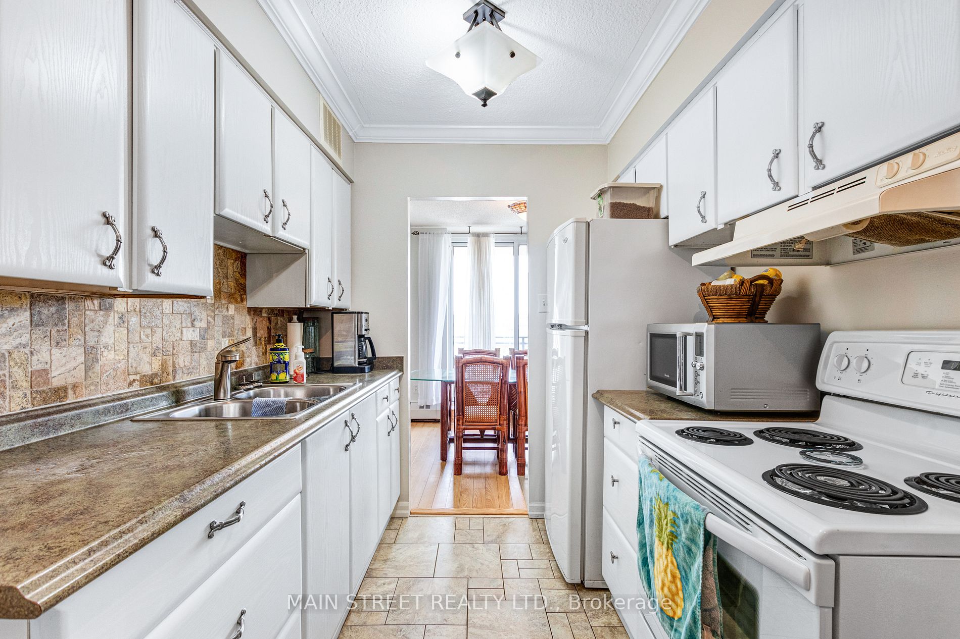 180 Dudley Ave, #509