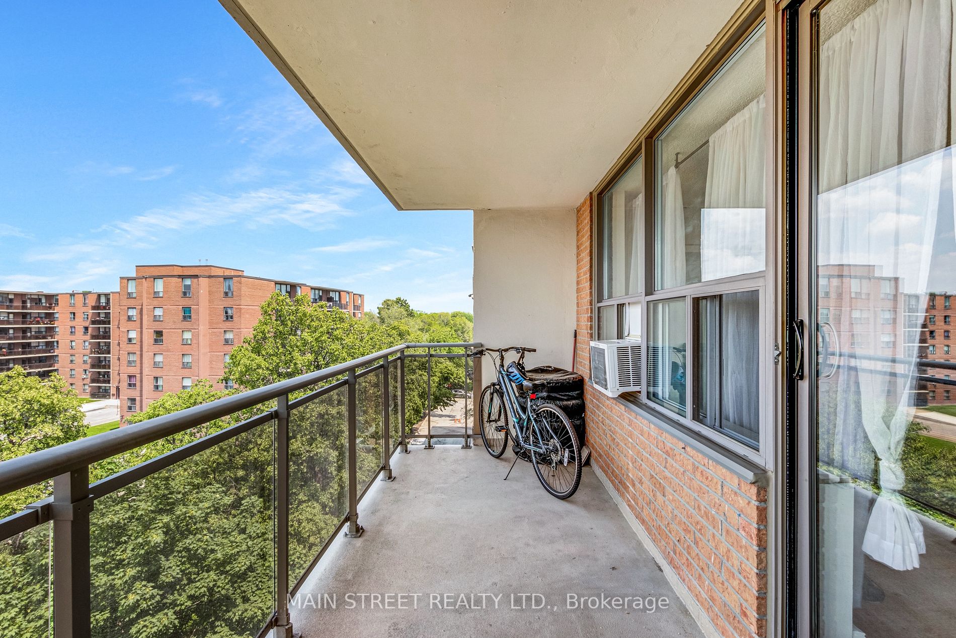 180 Dudley Ave, #509