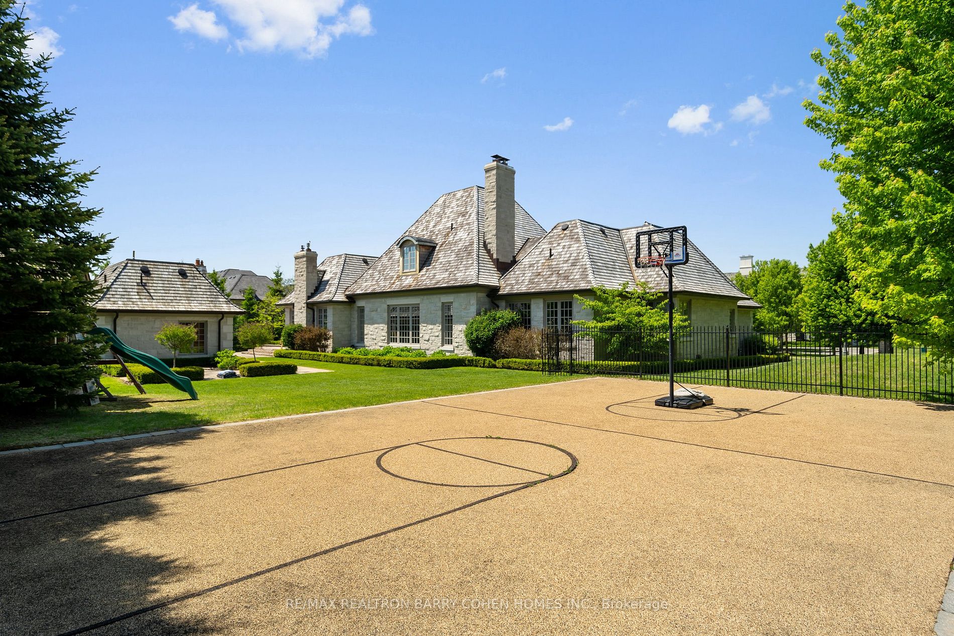 9 Northern Dancer Lane