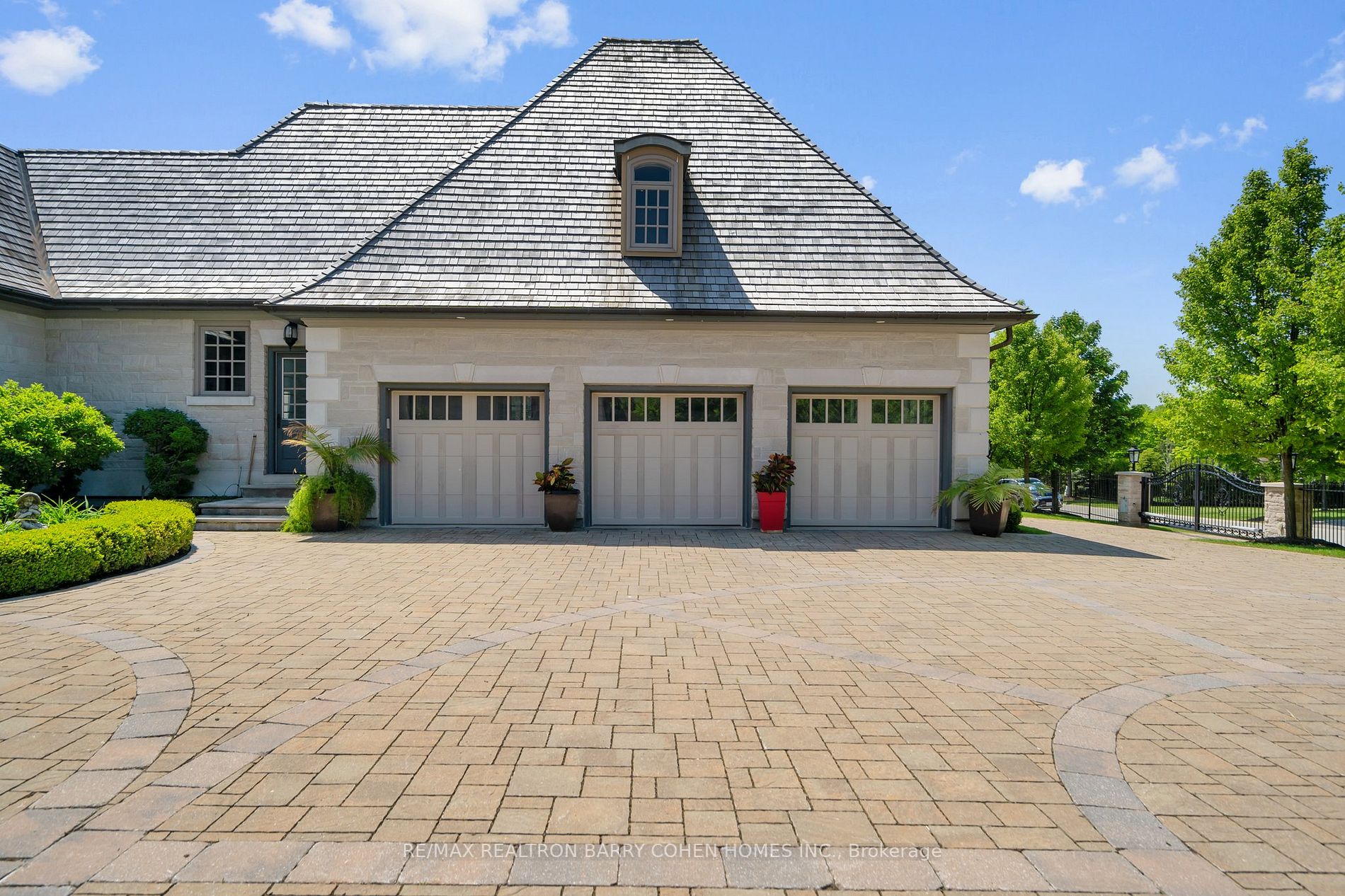 9 Northern Dancer Lane