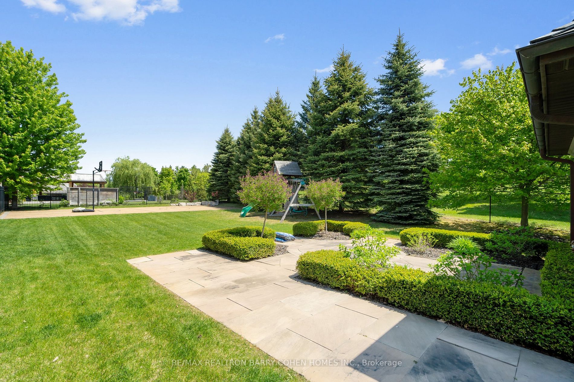 9 Northern Dancer Lane