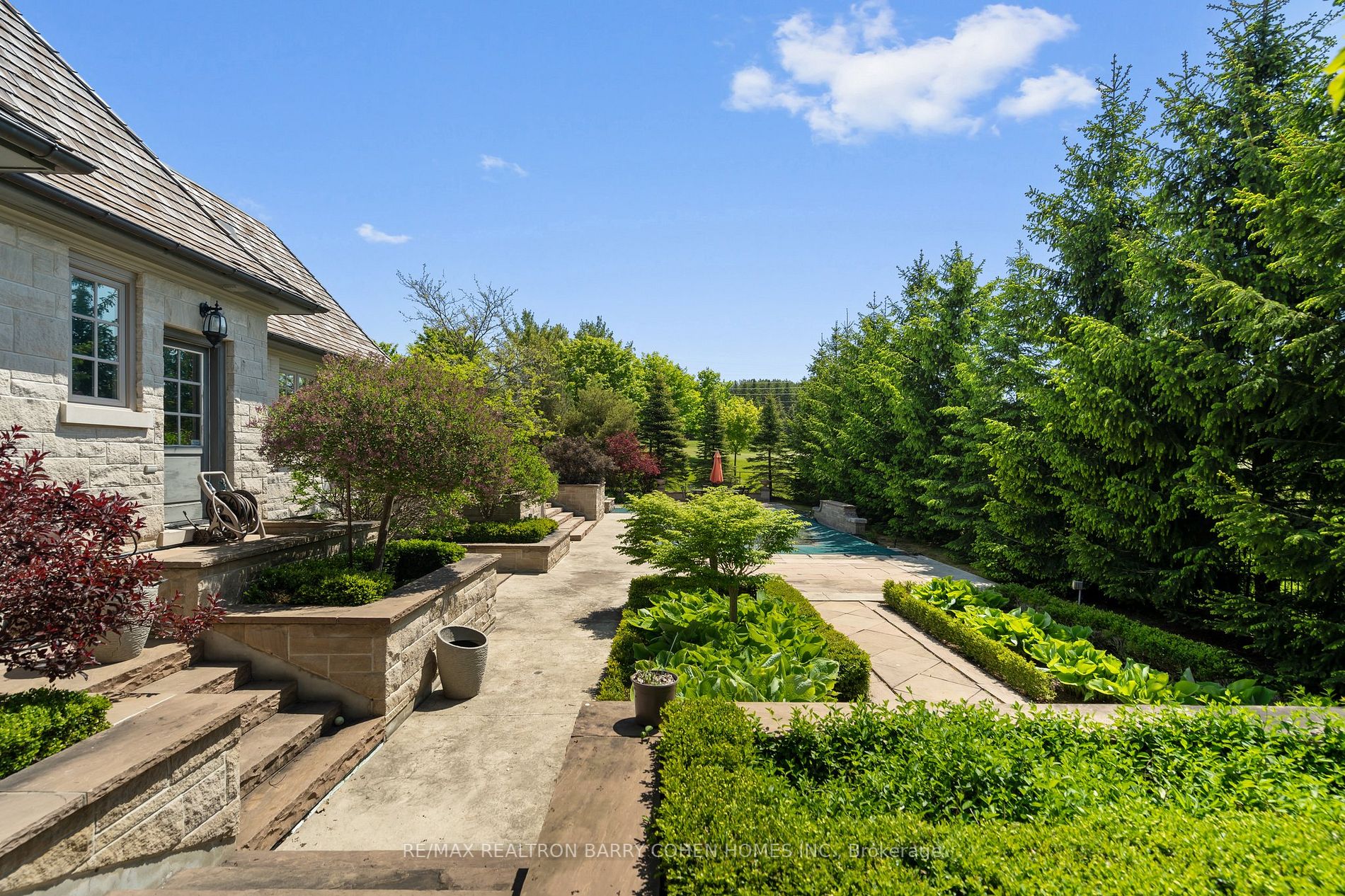 9 Northern Dancer Lane