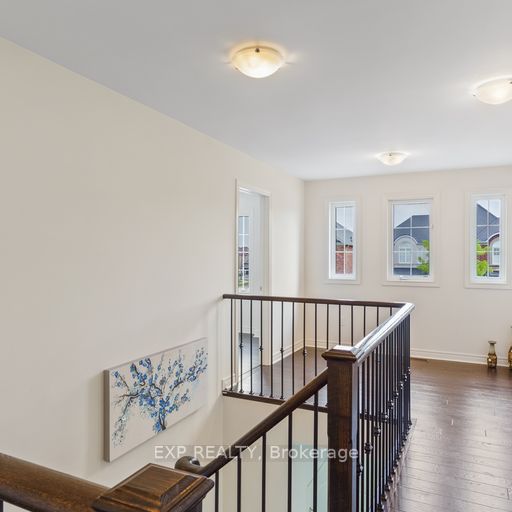 8 Citrine Drive