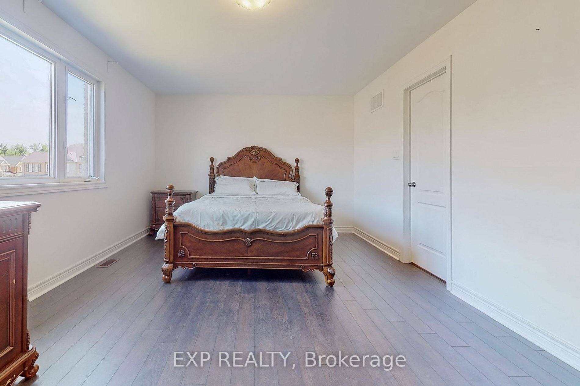 8 Citrine Drive