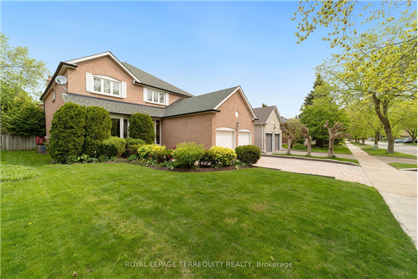 51 Crystal Dr, Richmond Hill