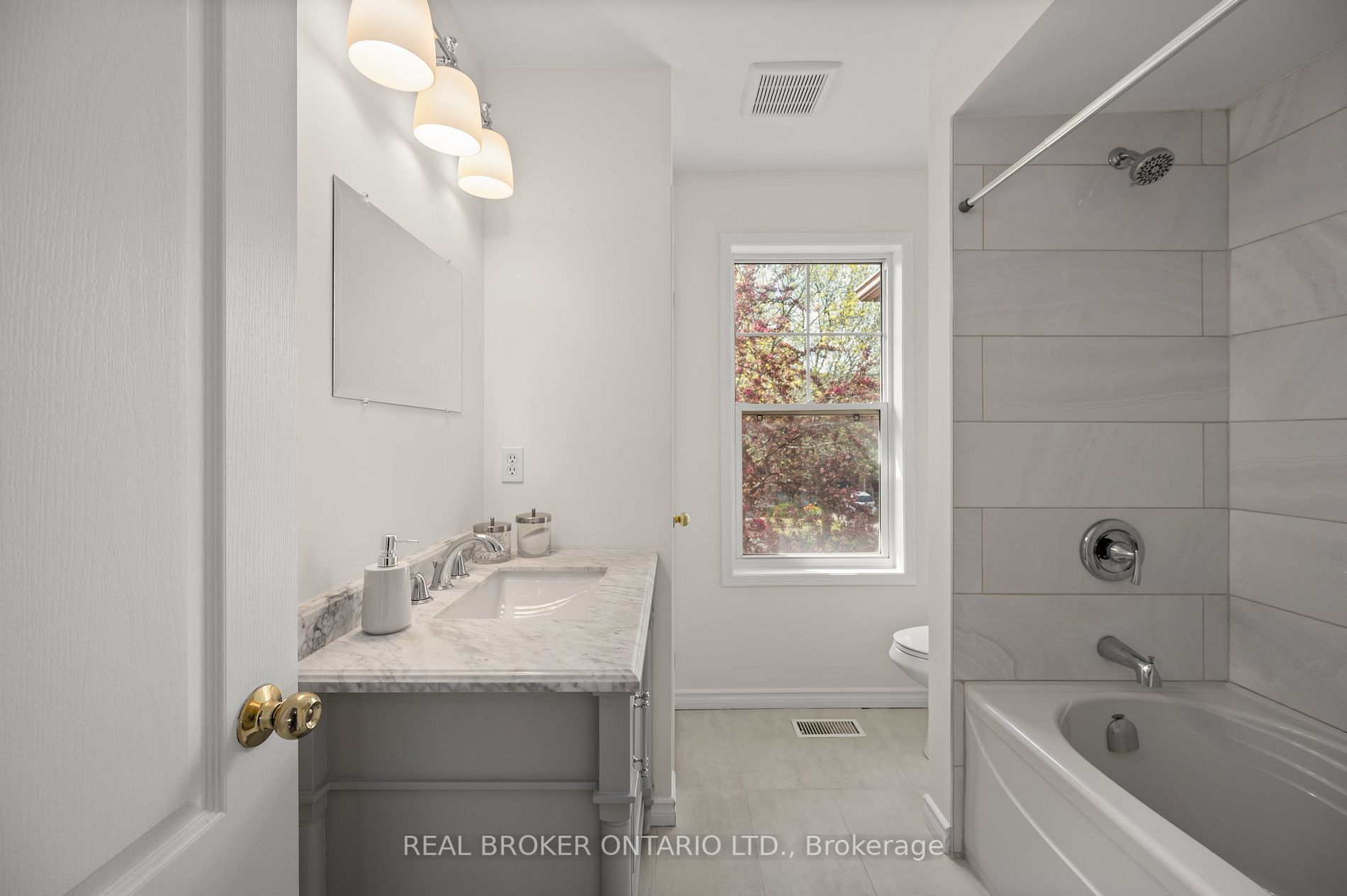 56 Ochalski Rd