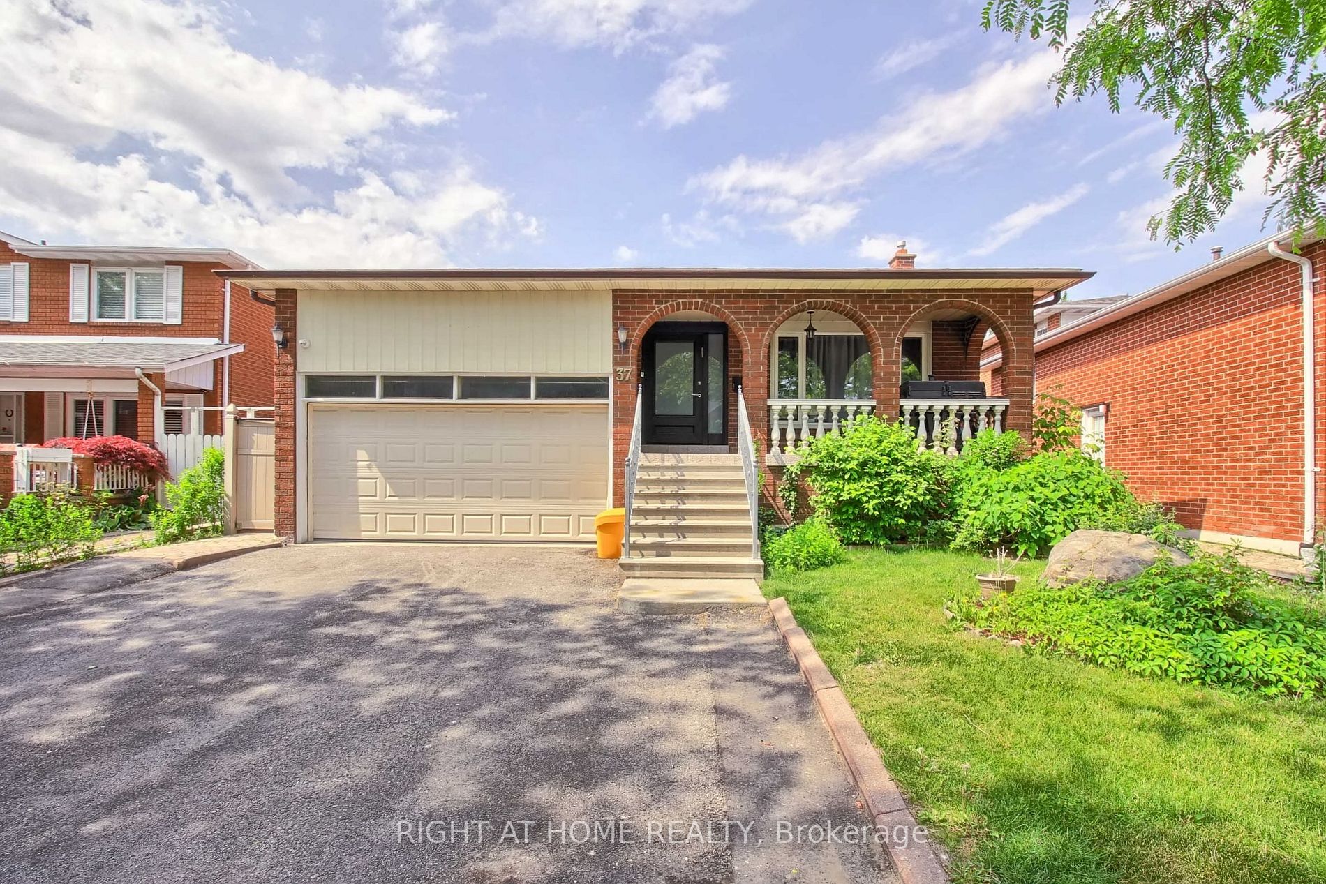 37 Cherry Hills Rd