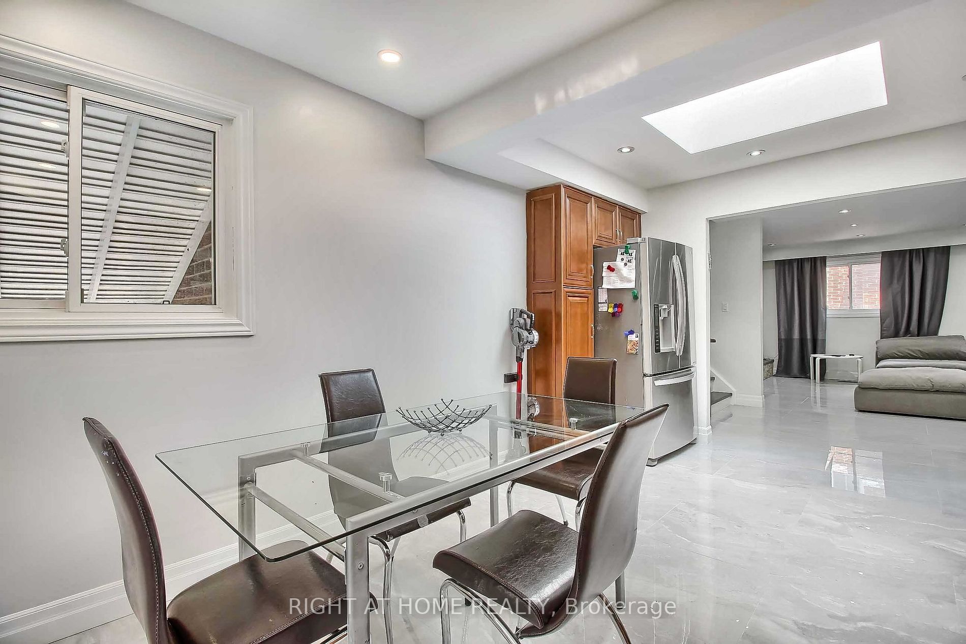 37 Cherry Hills Rd