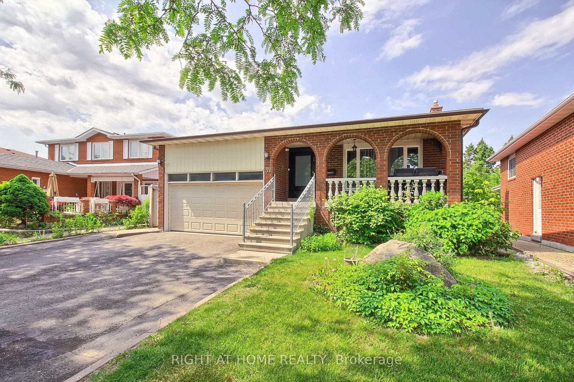 37 Cherry Hills Rd
