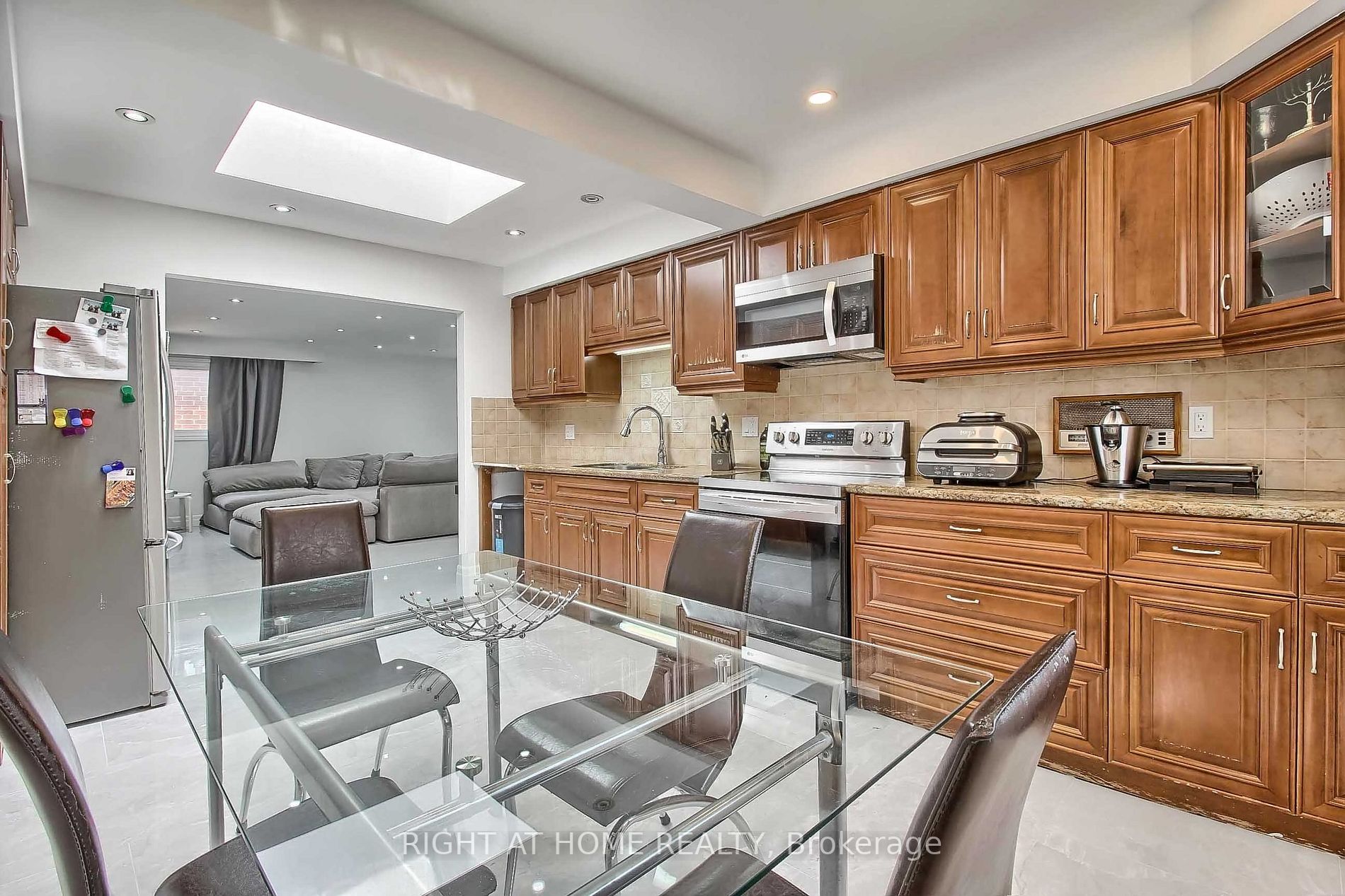 37 Cherry Hills Rd