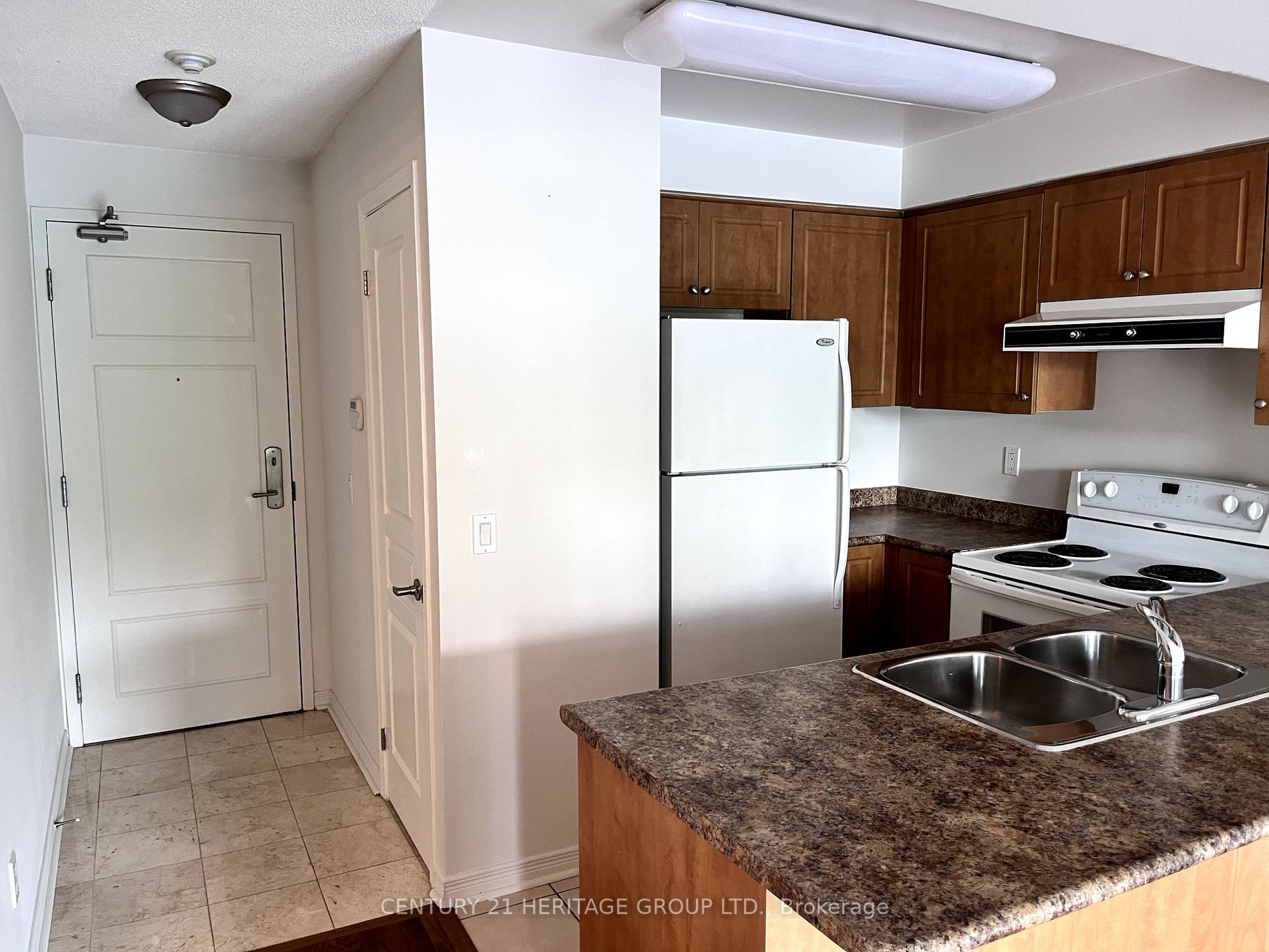 330 Red Maple Rd, #314