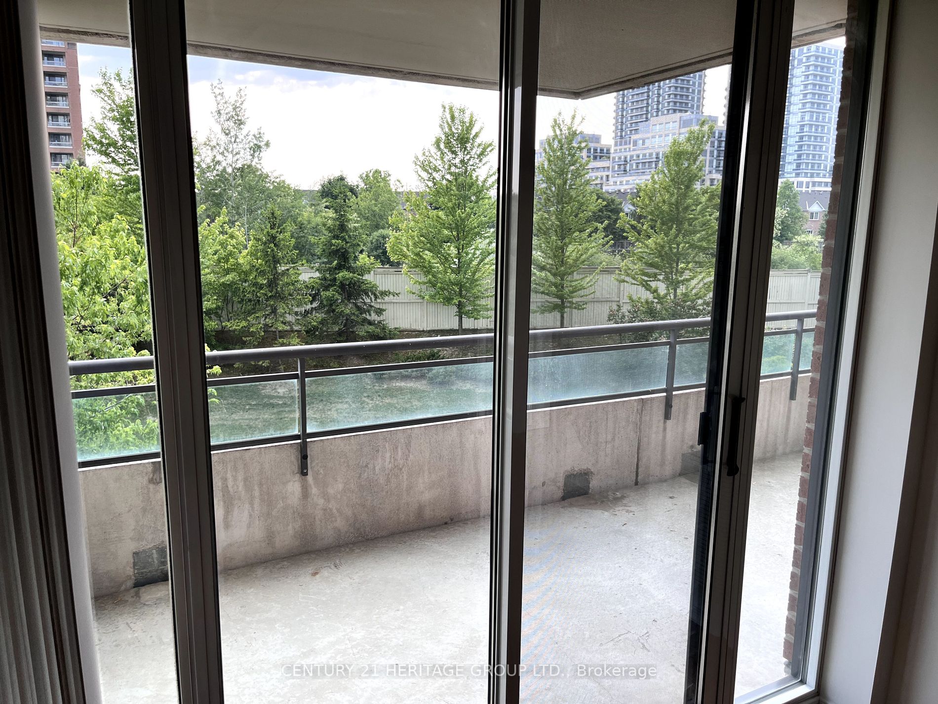 330 Red Maple Rd, #314