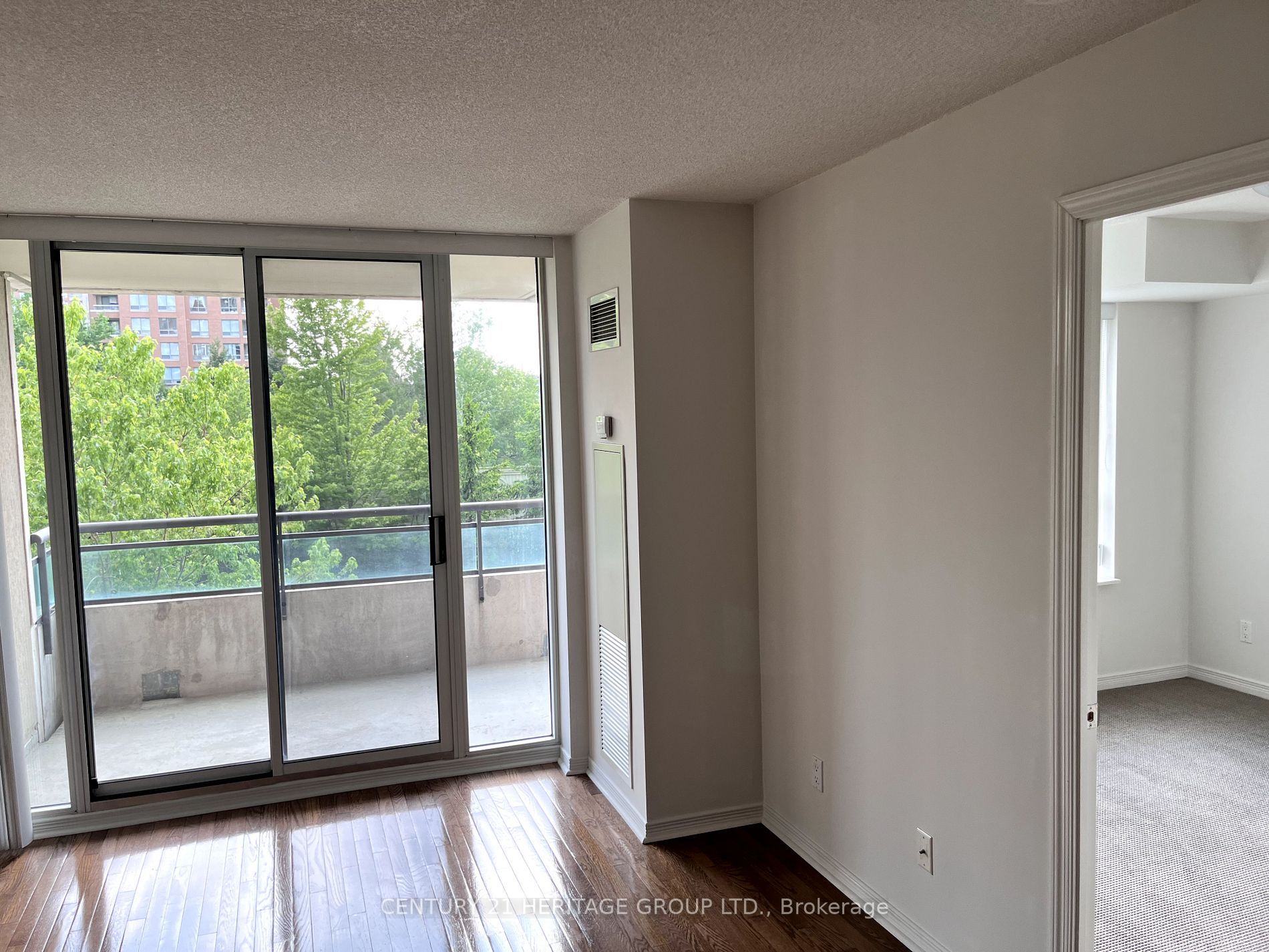 330 Red Maple Rd, #314