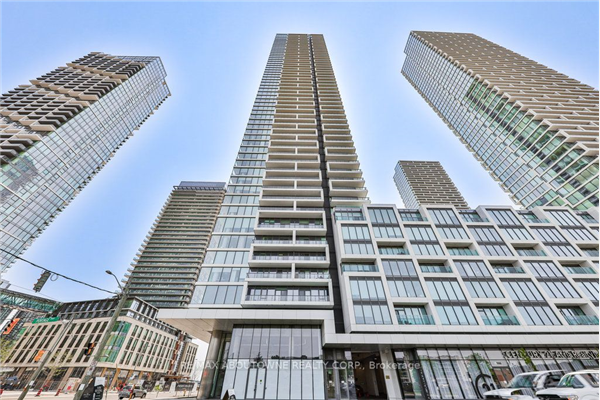 950 Portage Pkwy, Vaughan