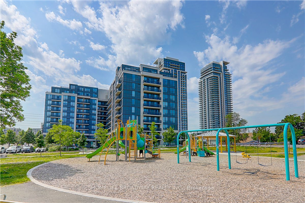 370 Highway 7 E, Richmond Hill