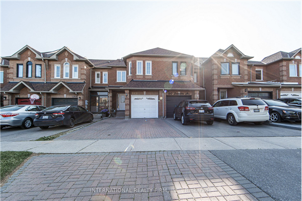 162 Lindenshire Ave, Vaughan