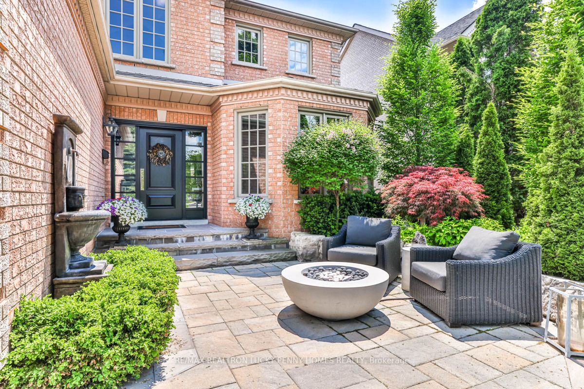 74 Braeside Square