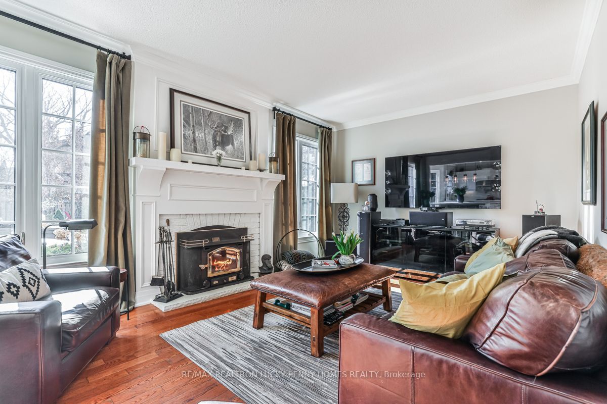 74 Braeside Square