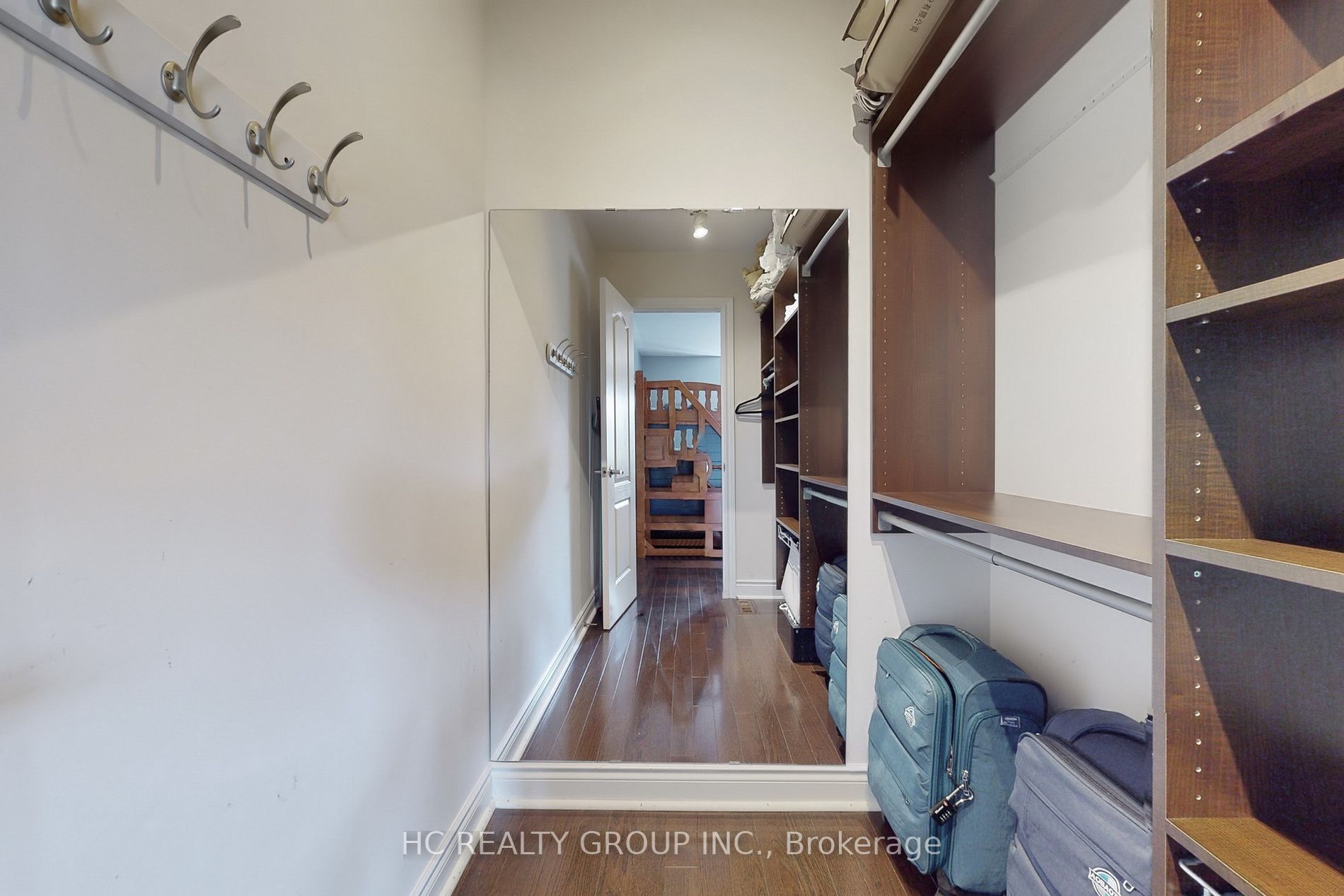 1071 warby Trail