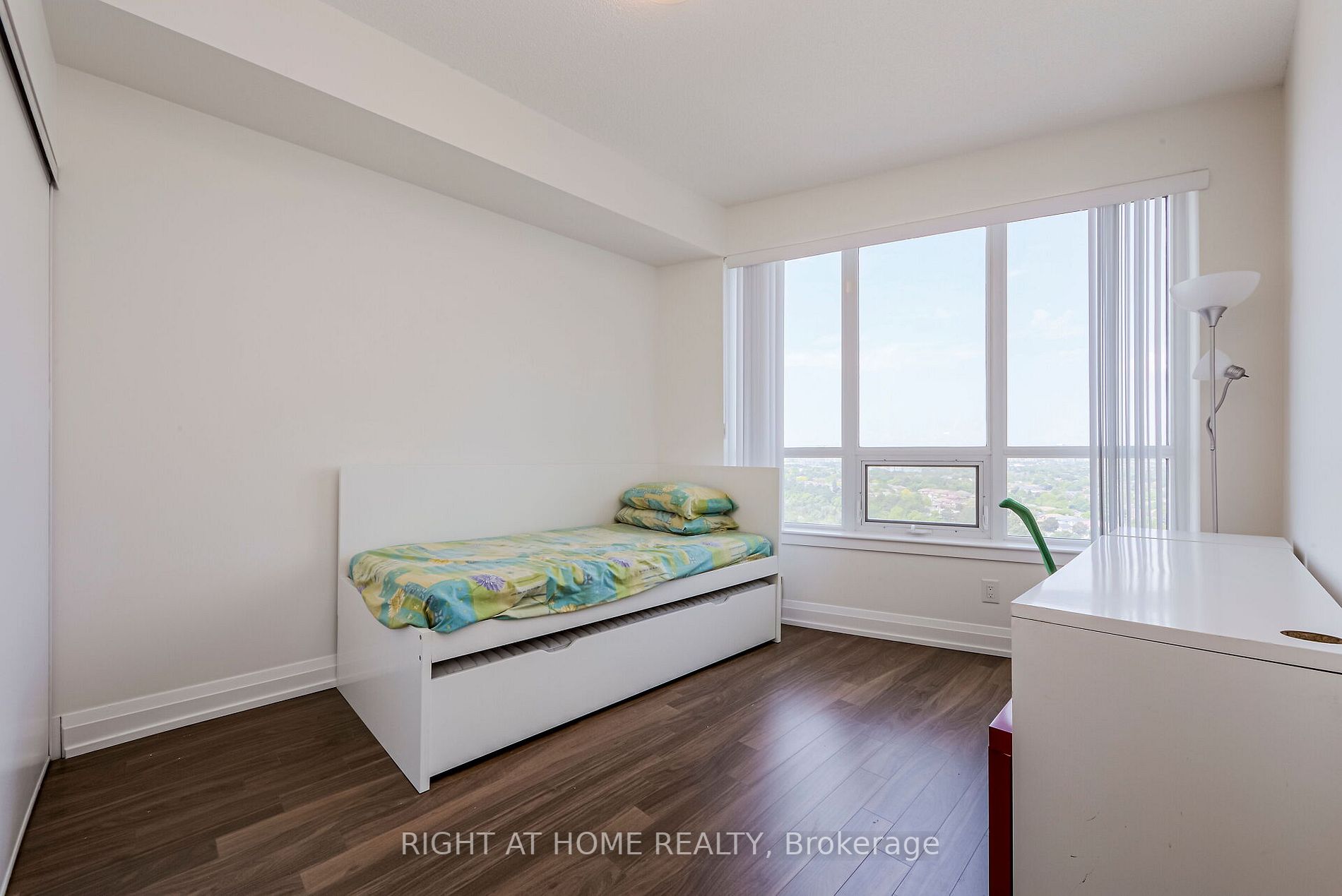 7171 Yonge St, #1207