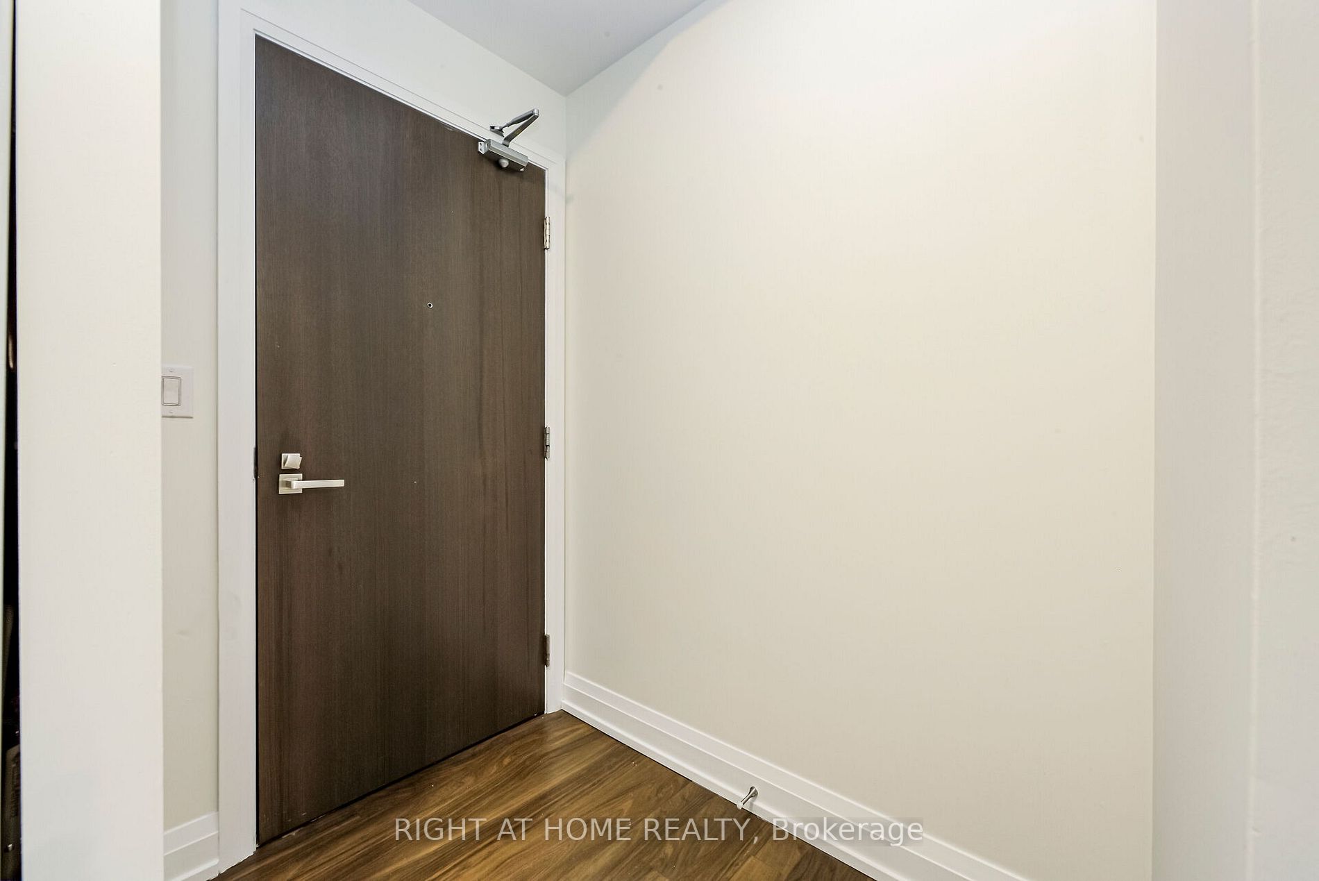 7171 Yonge St, #1207