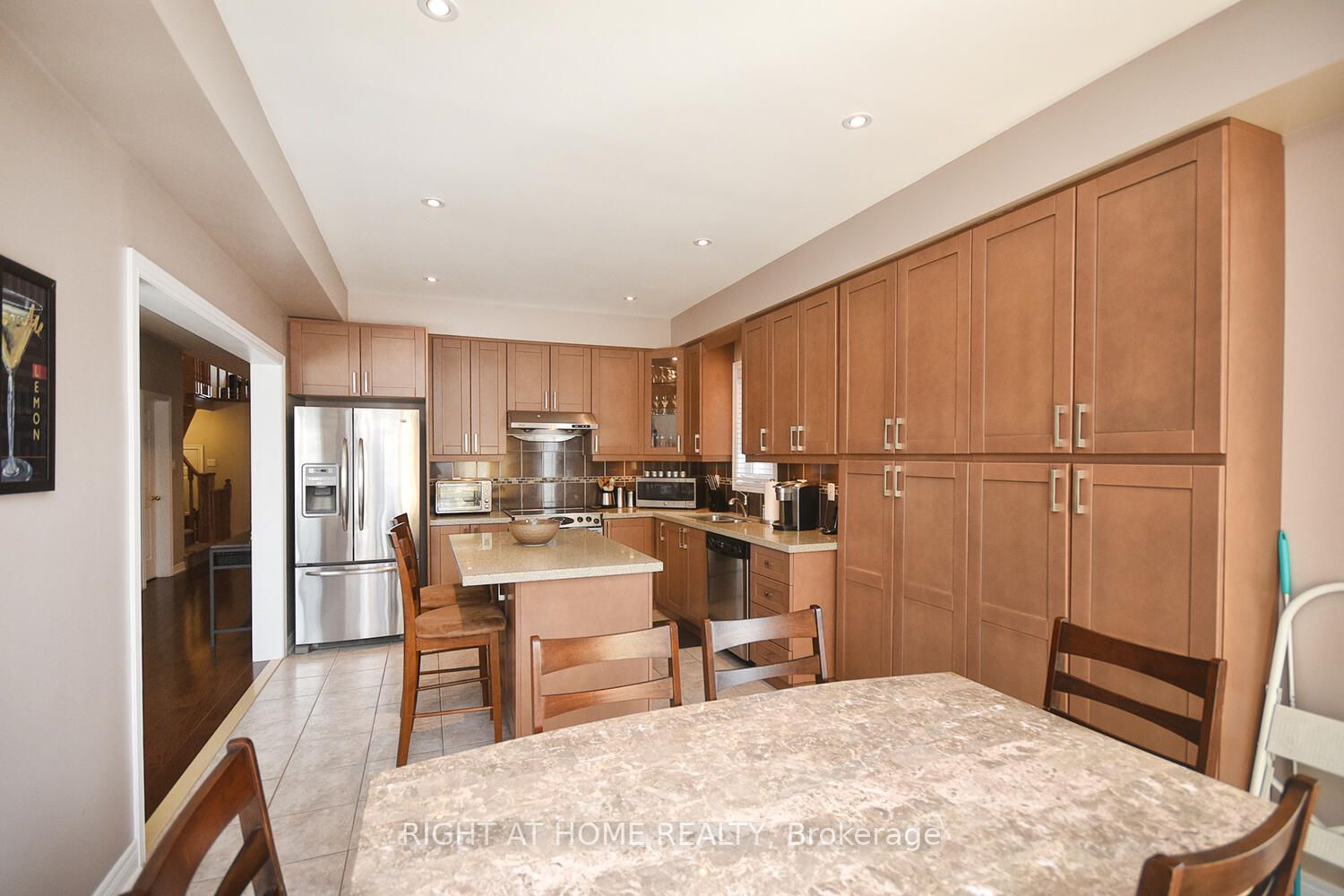 67 Toporowski Ave