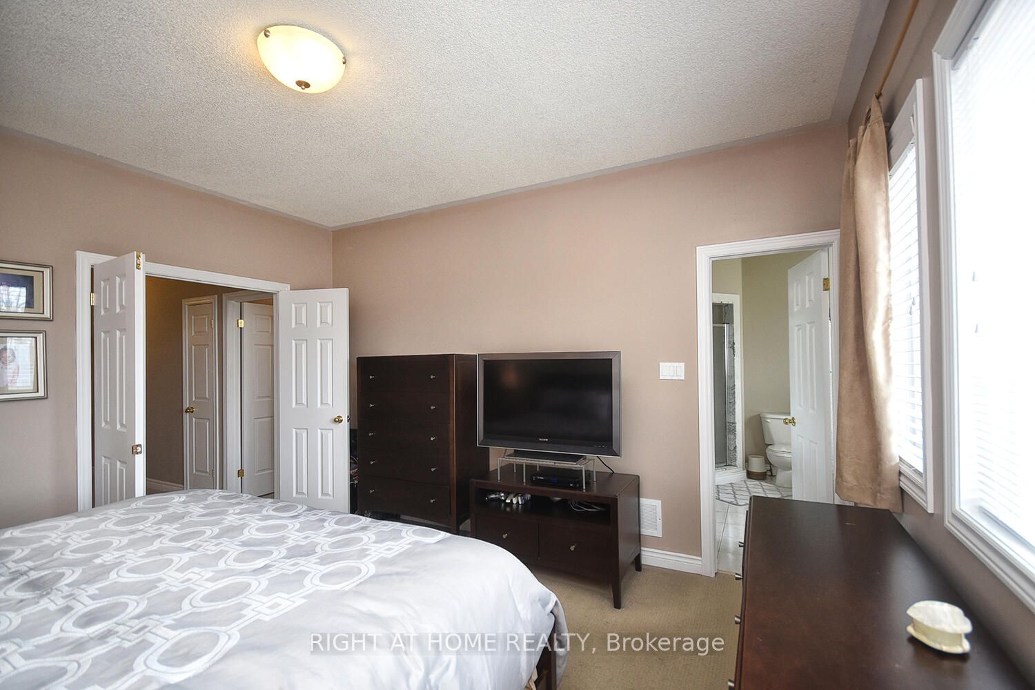 67 Toporowski Ave