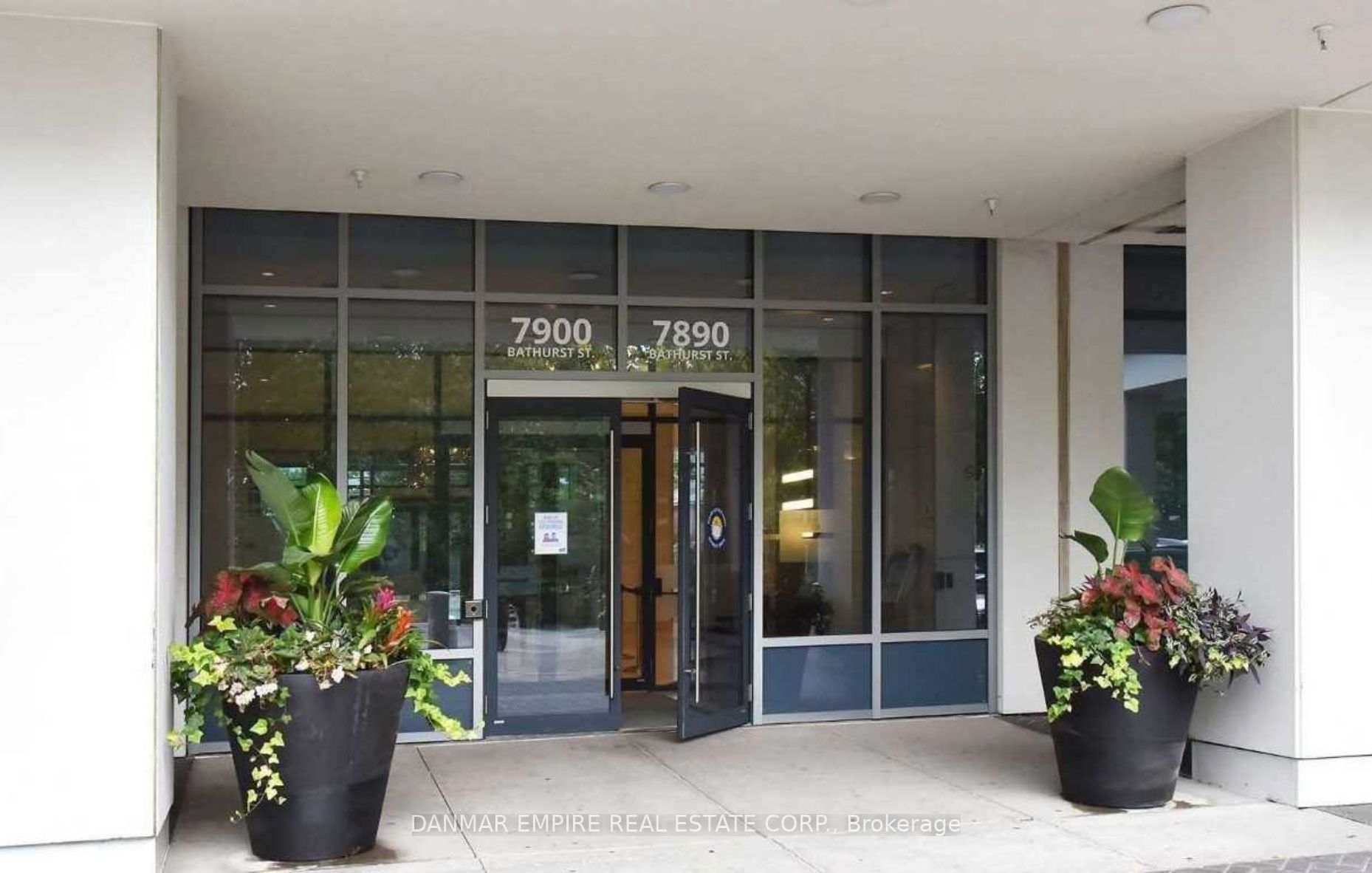 7900 Bathurst St, #814