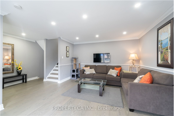 232 Milestone Cres, Aurora