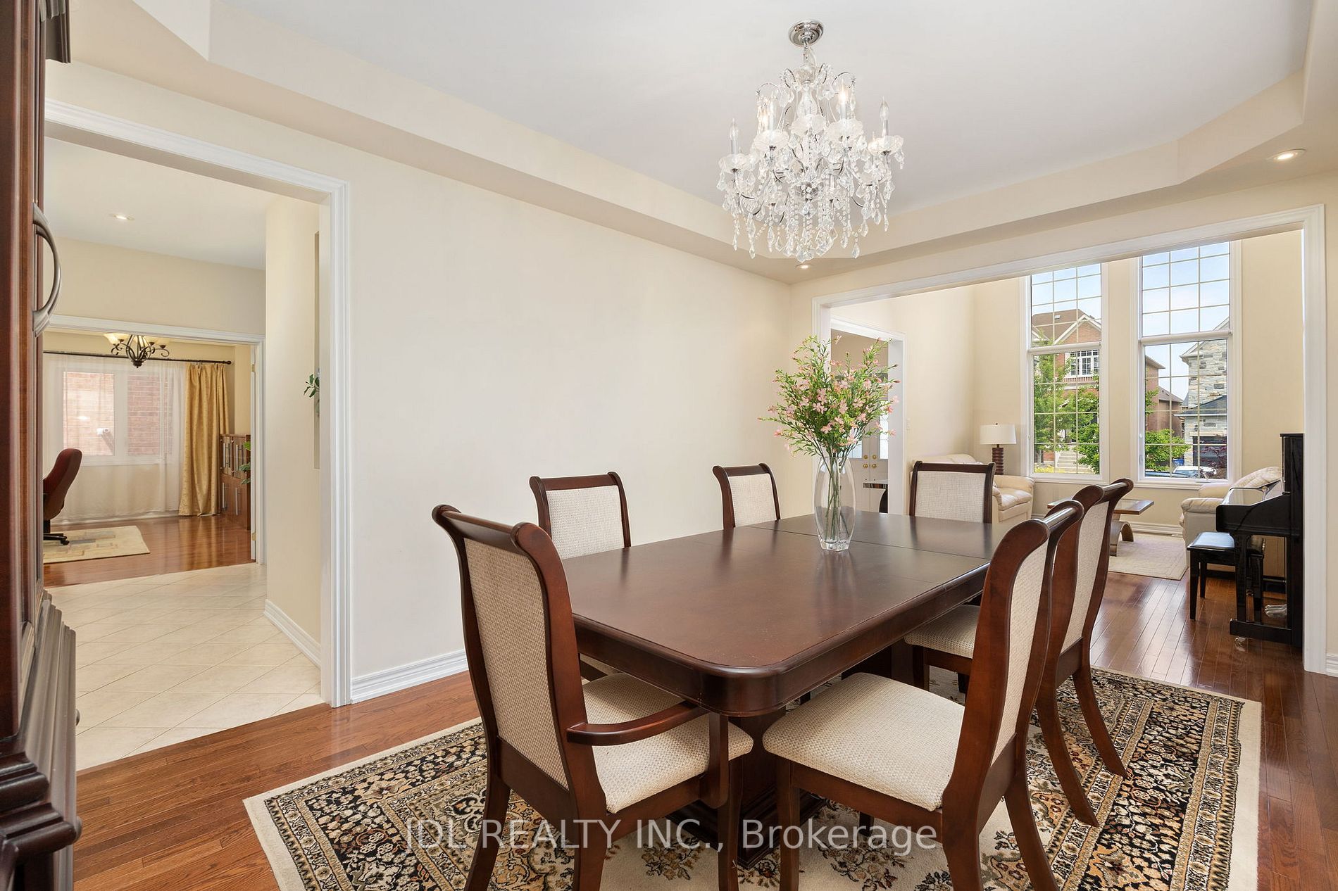 19 Princess Isabella Crt