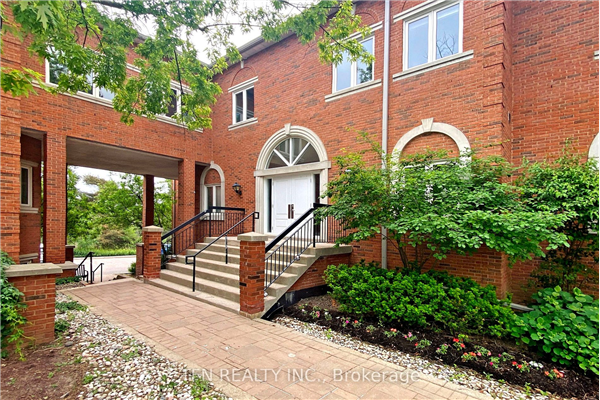 335 Renfrew Dr, Markham