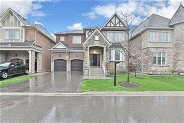 86 Bridgepointe Crt, Aurora