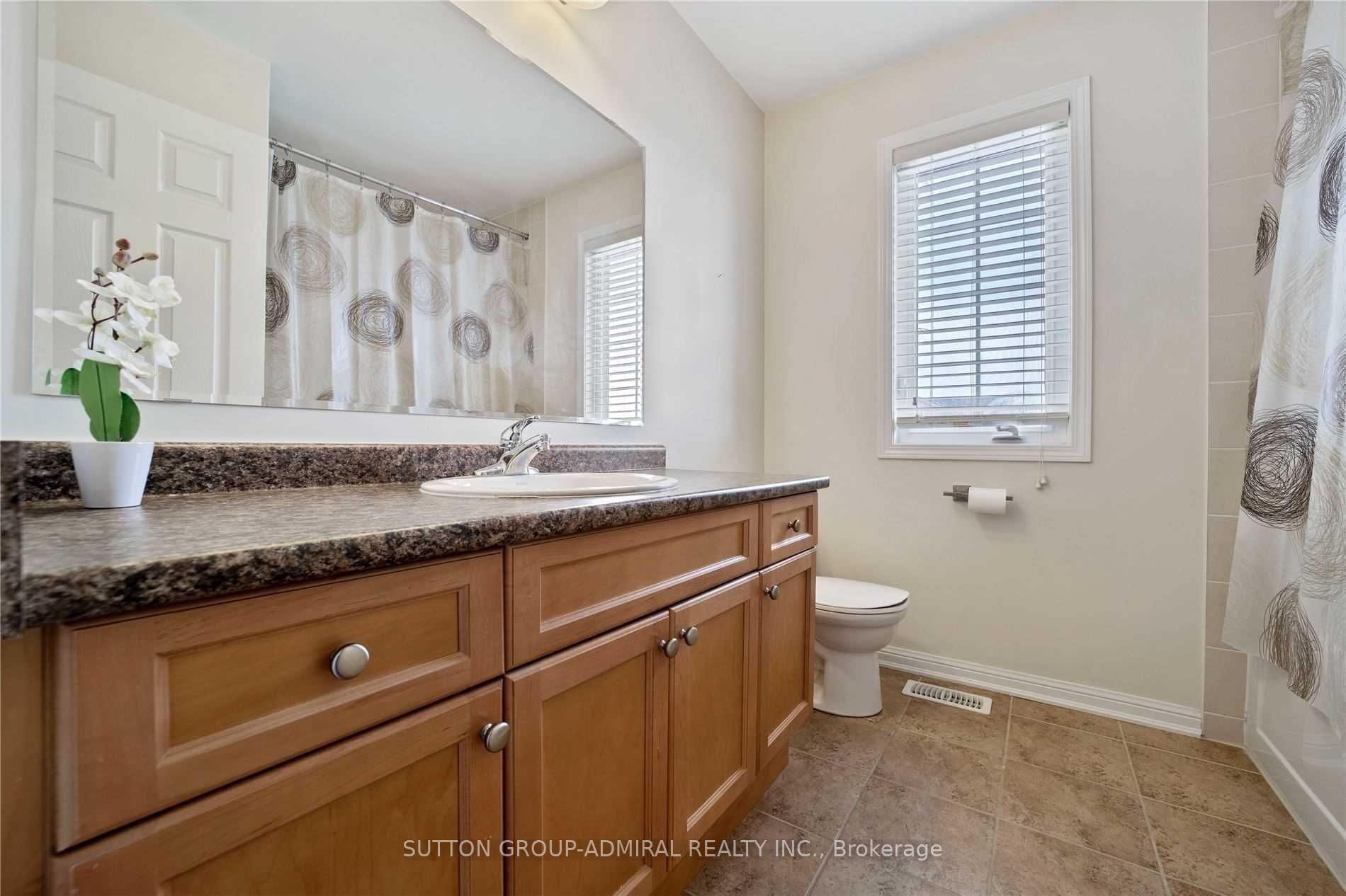63 Ross Patrick Cres