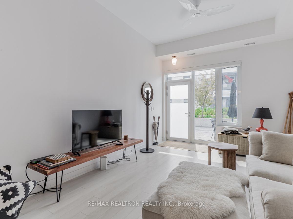 263 Broward Way, #52