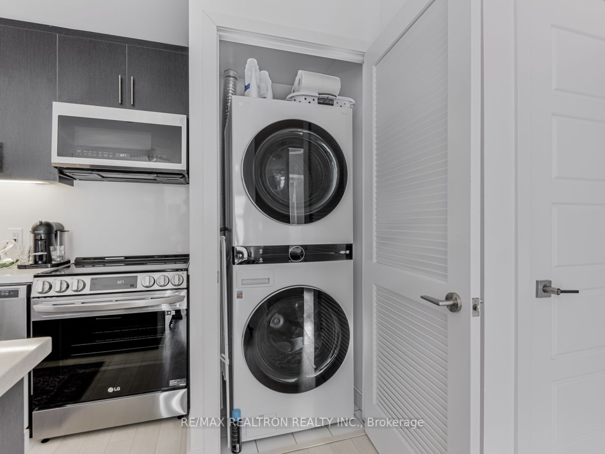263 Broward Way, #52
