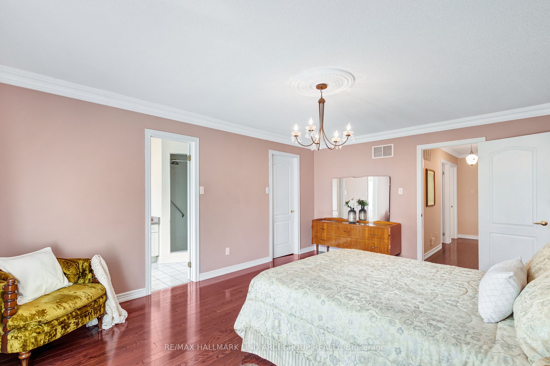 308 Roselawn Dr