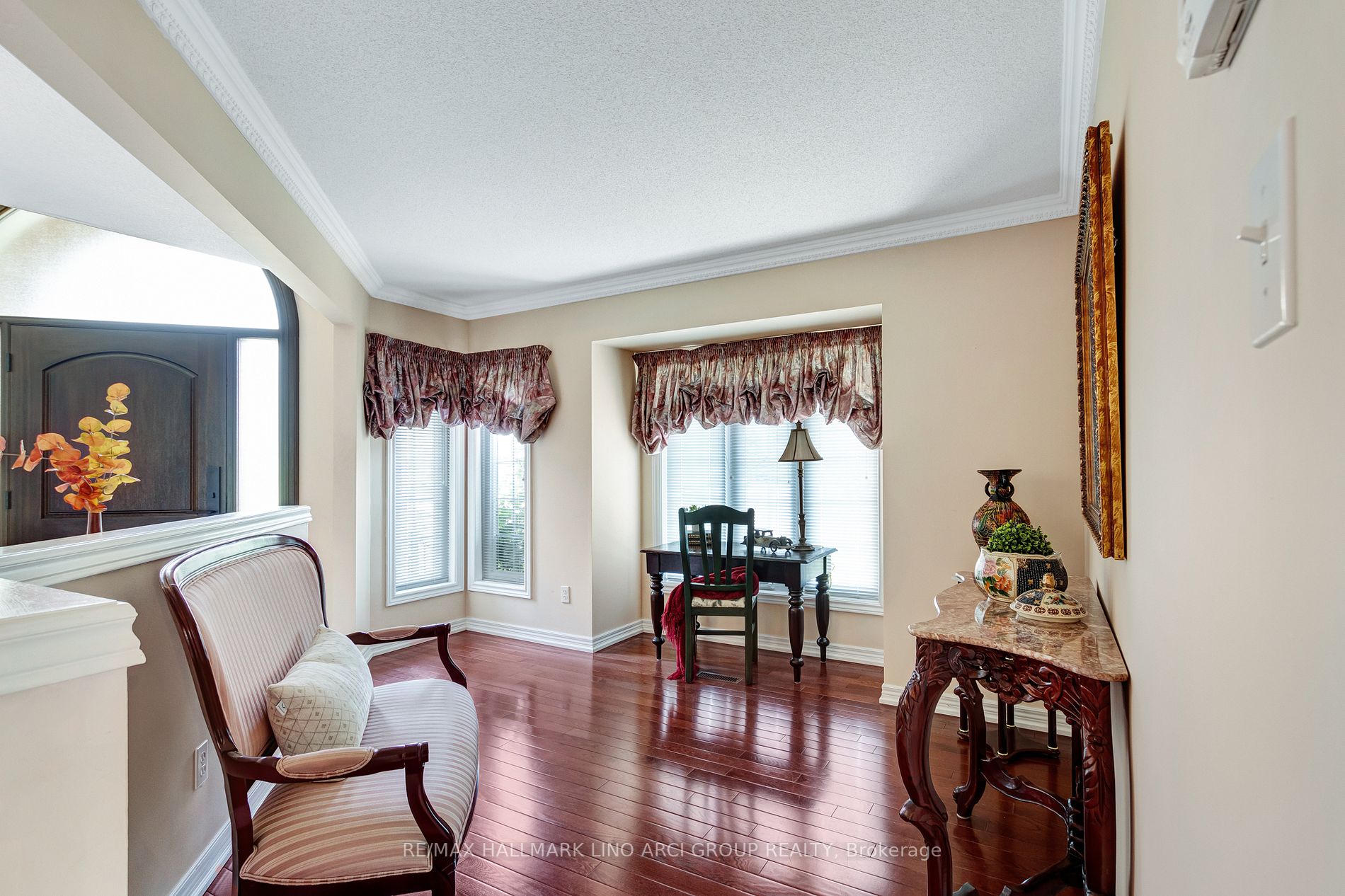 308 Roselawn Dr