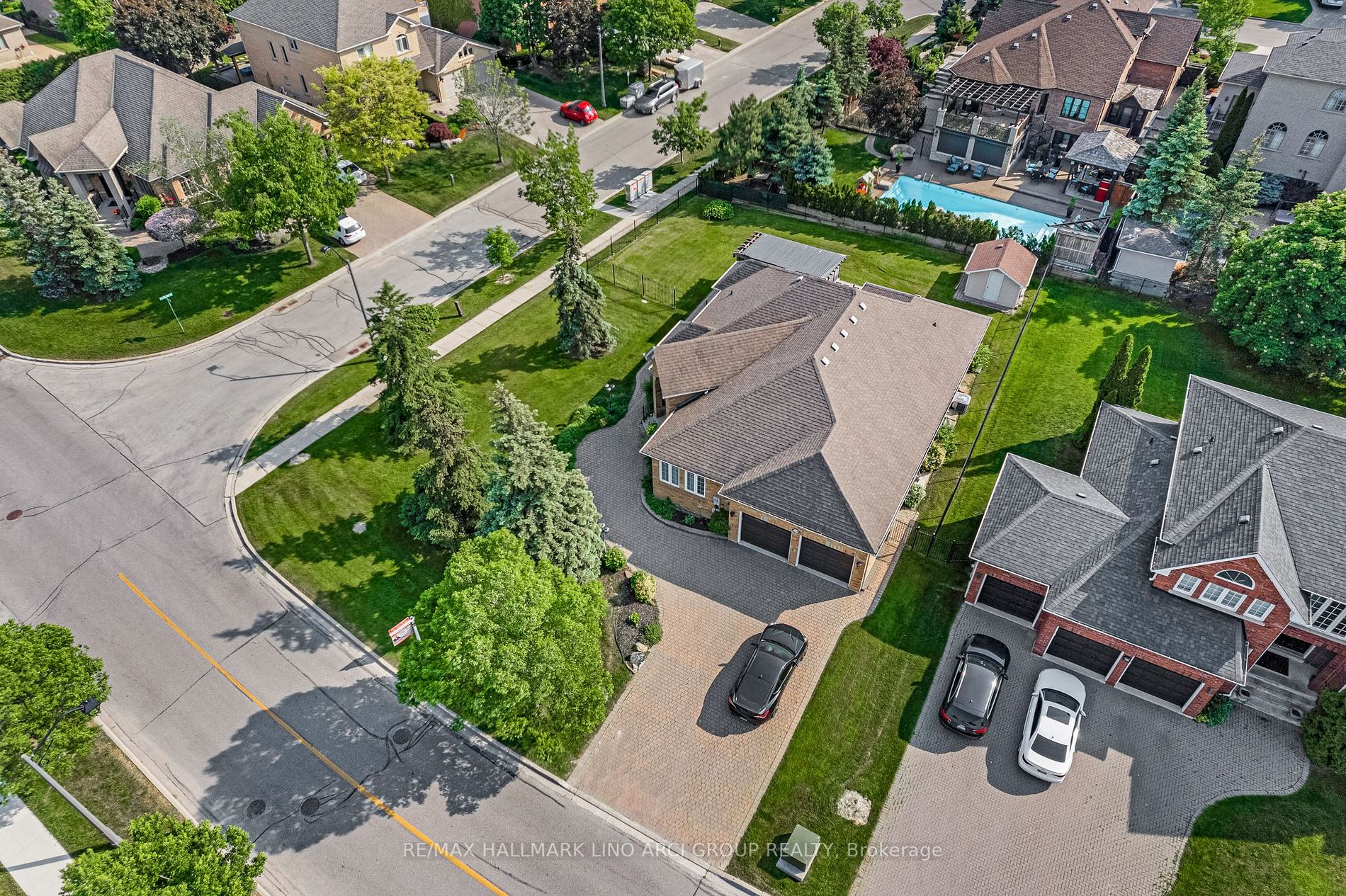 308 Roselawn Dr