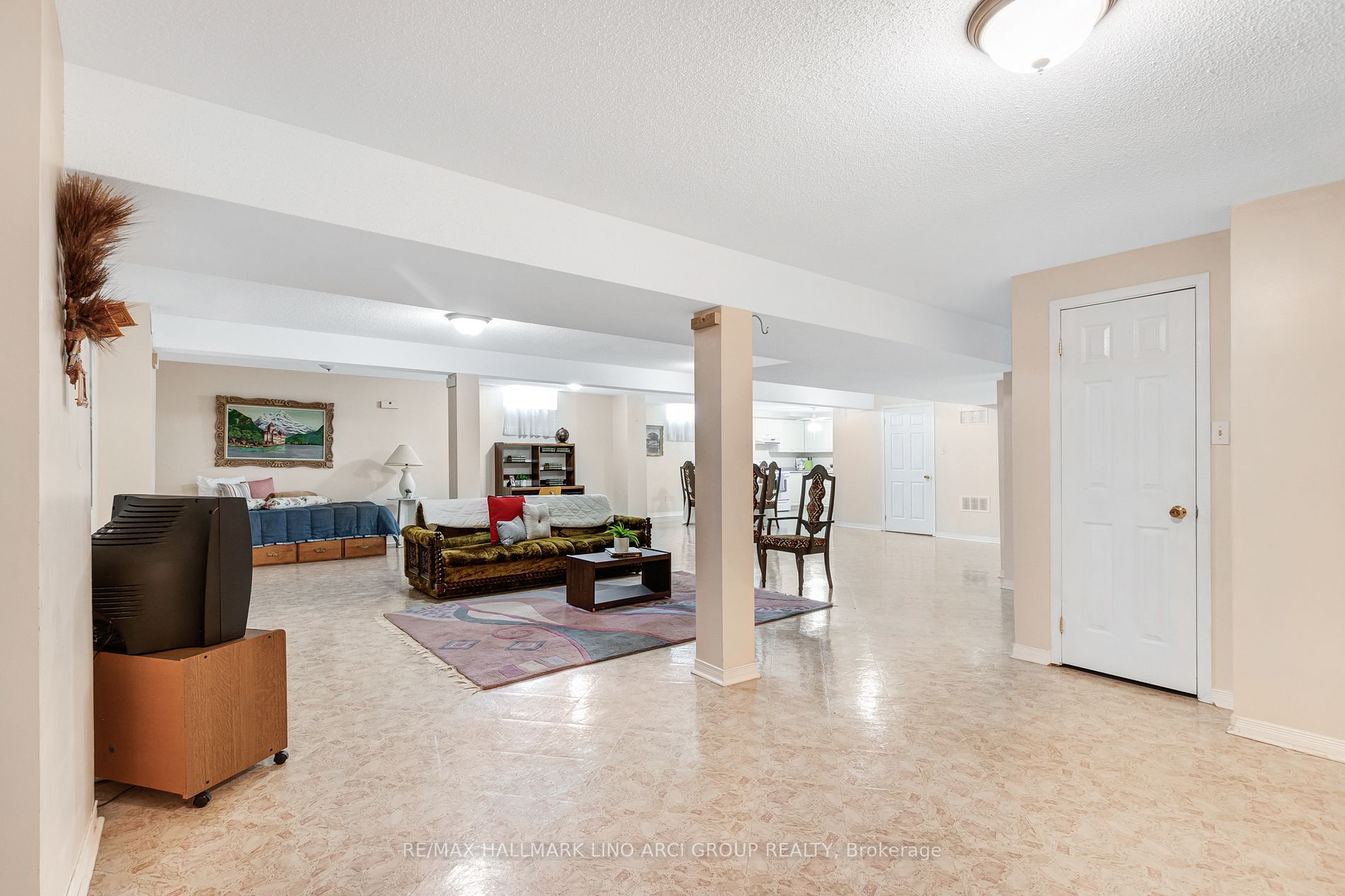308 Roselawn Dr