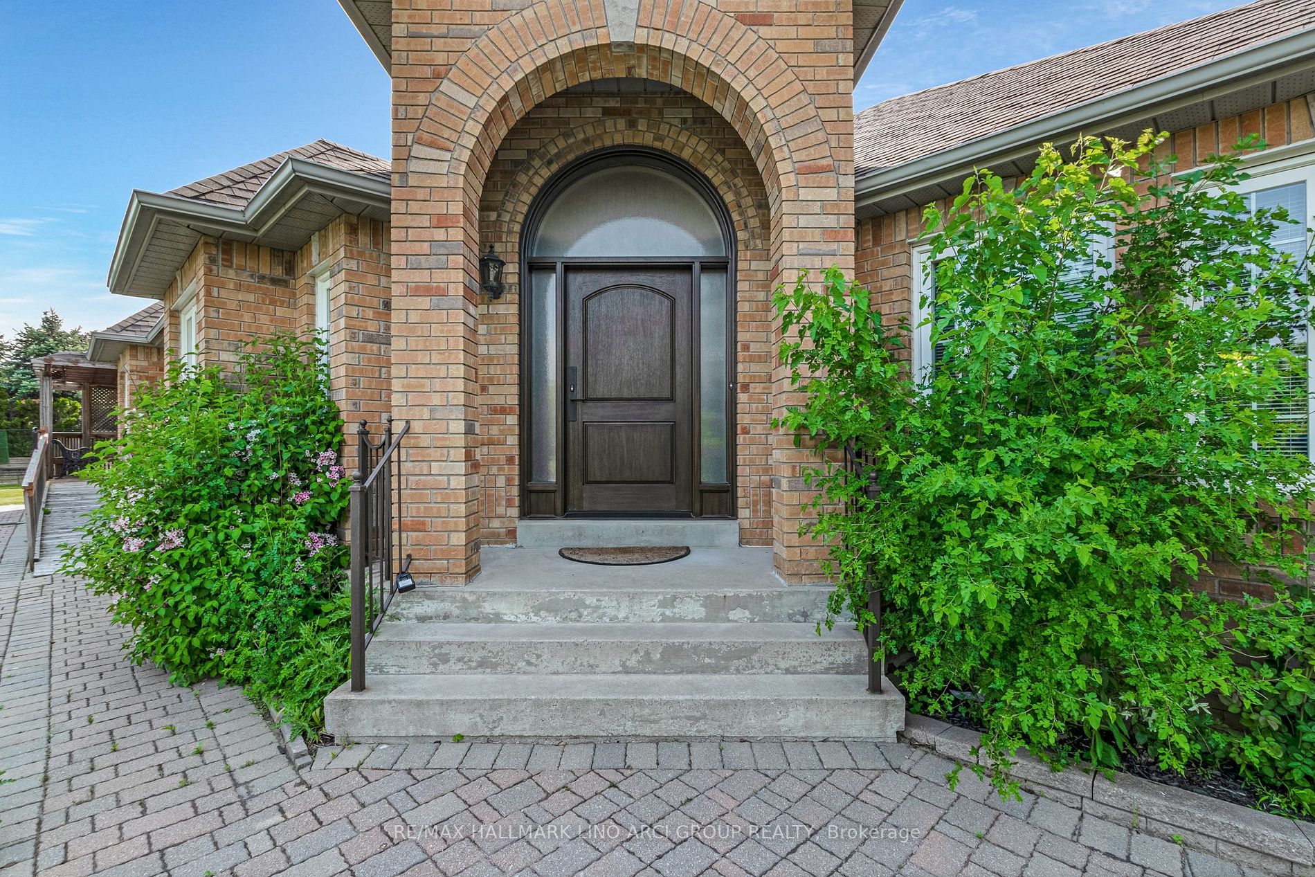 308 Roselawn Dr