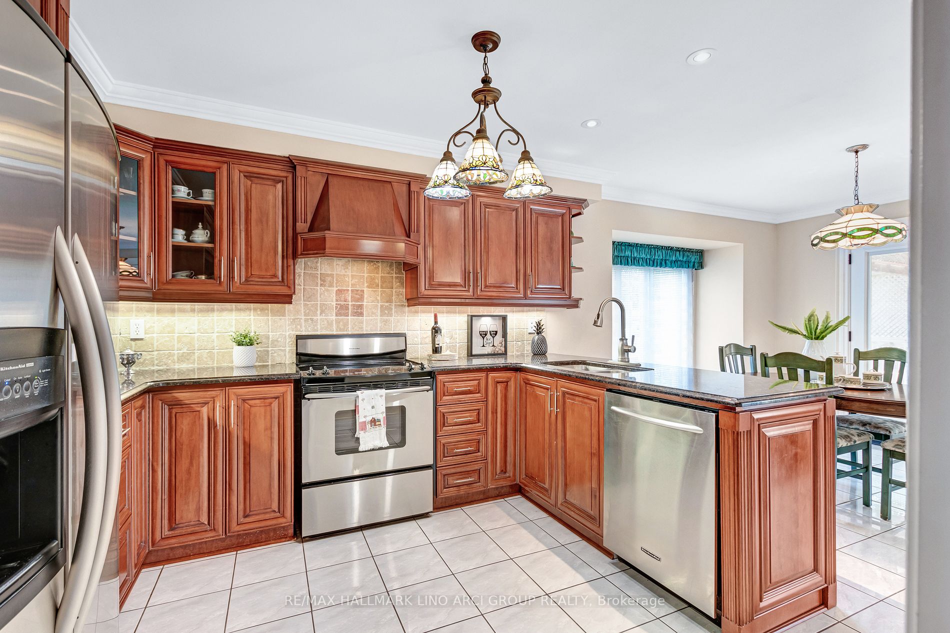 308 Roselawn Dr