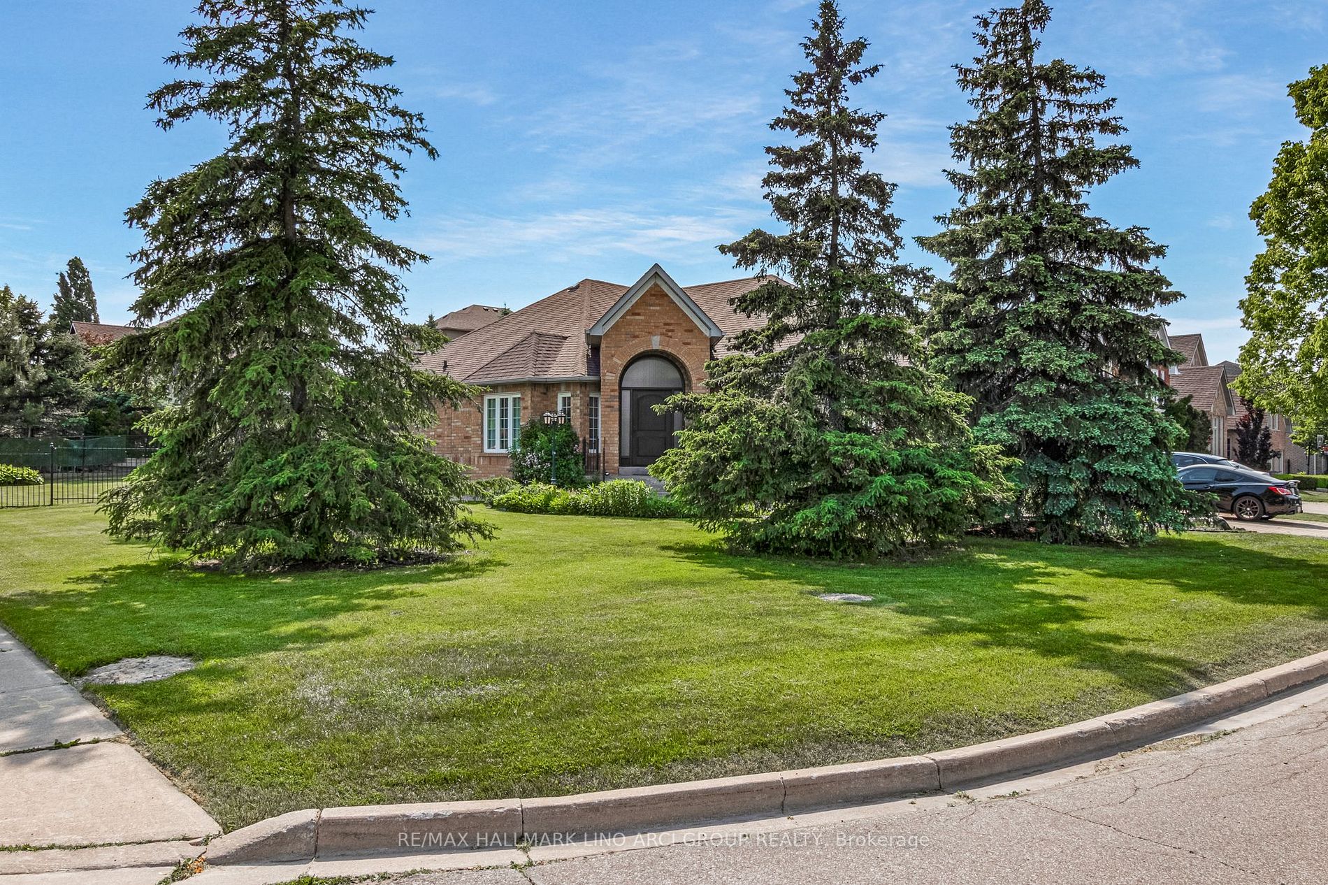 308 Roselawn Dr