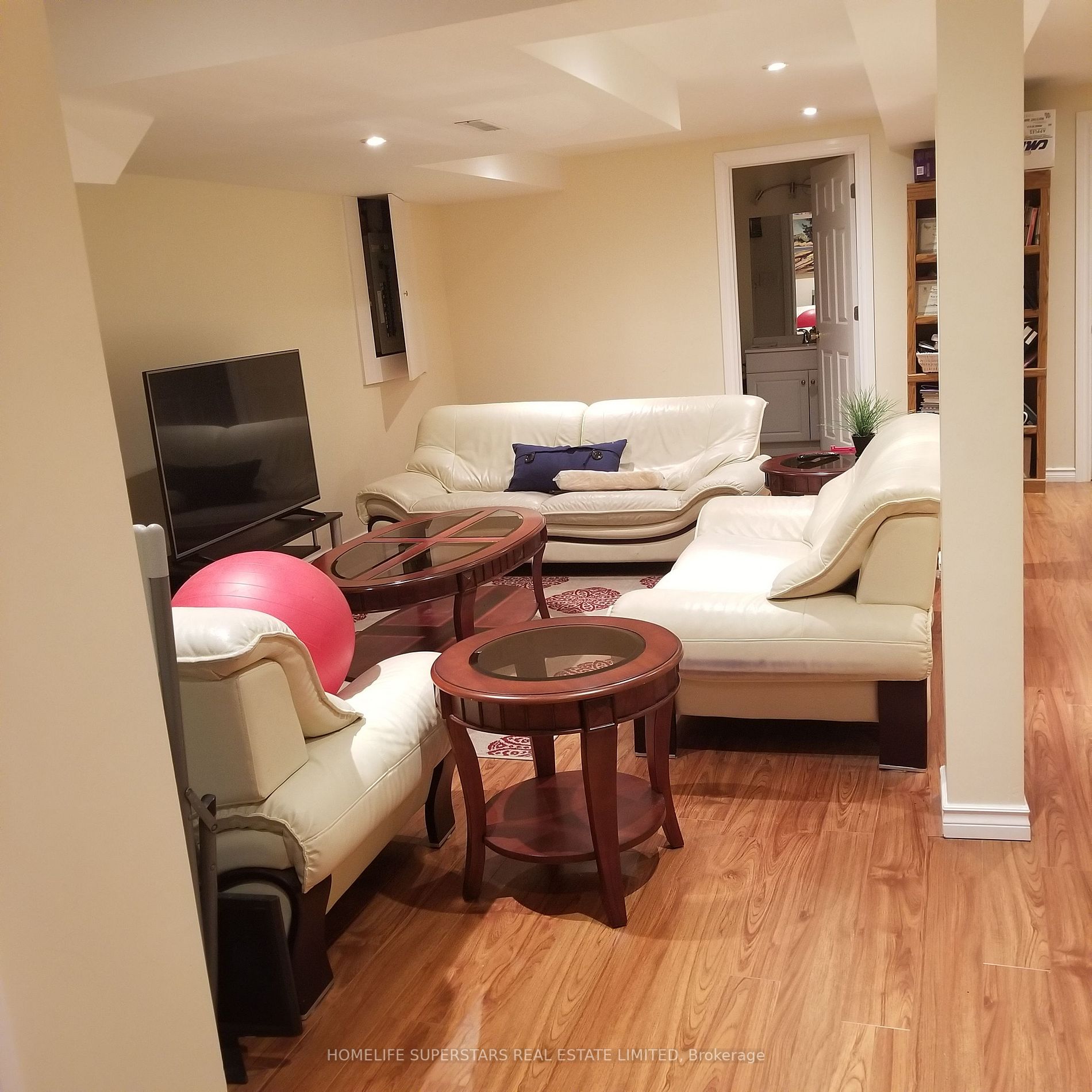 36 Kingshill Road