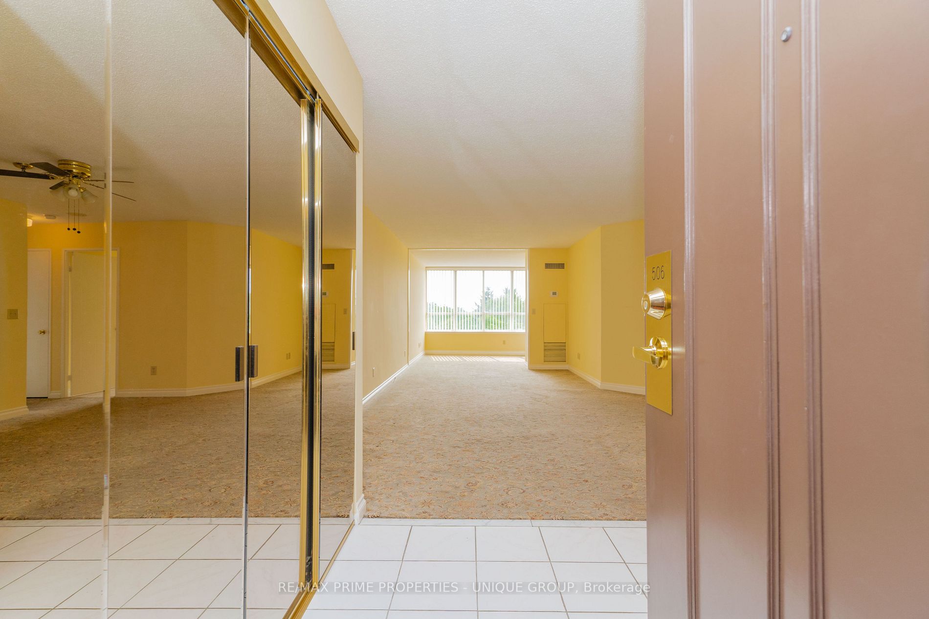 33 Weldrick Rd E, #506
