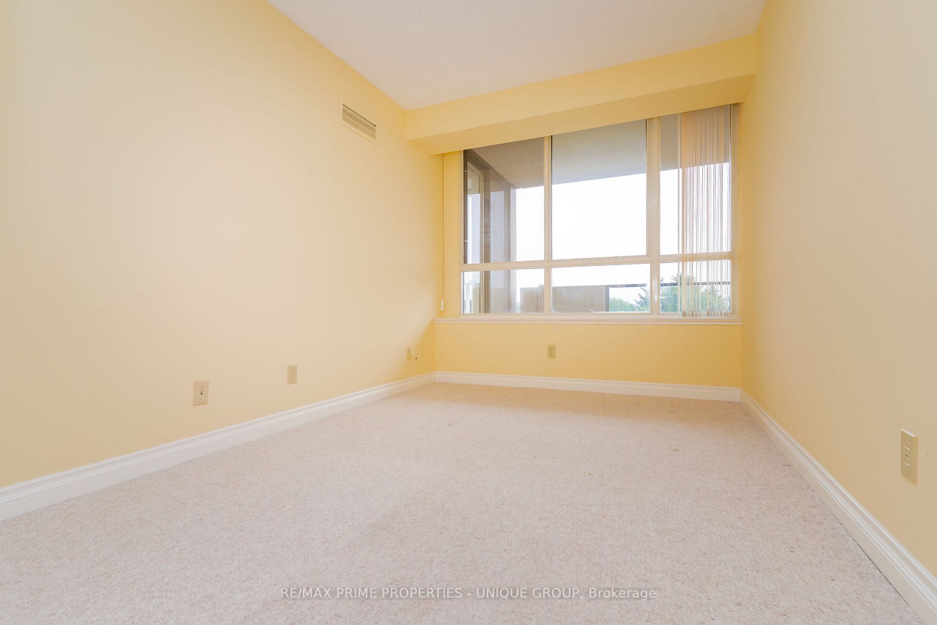 33 Weldrick Rd E, #506