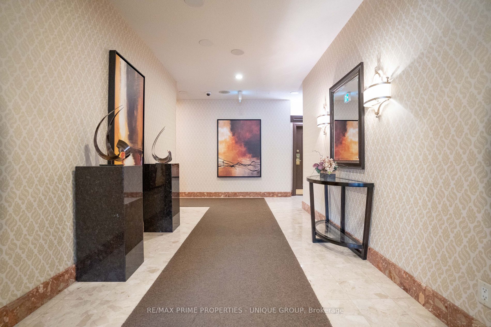 33 Weldrick Rd E, #506