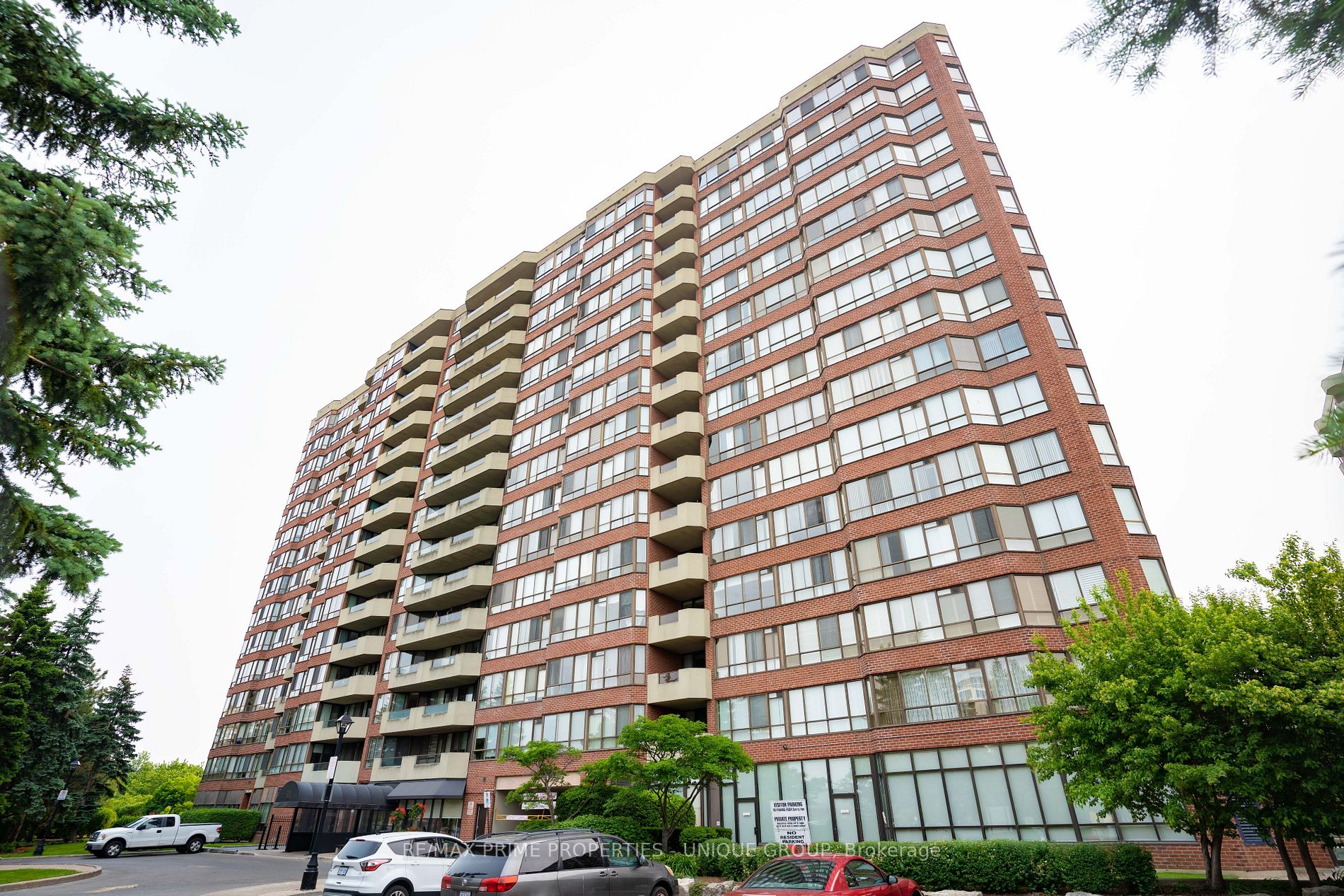 33 Weldrick Rd E, #506