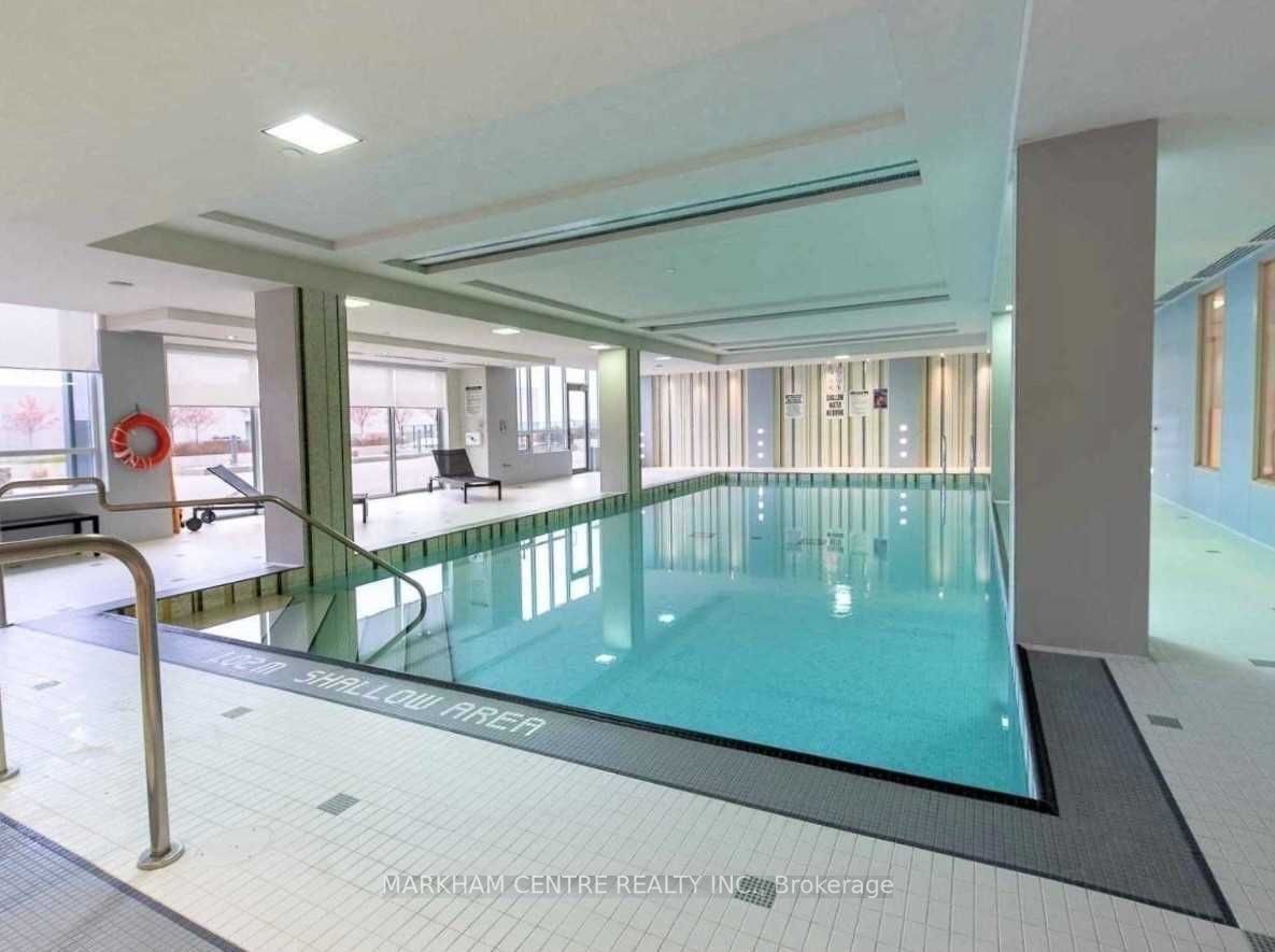 7171 Yonge St, #1805